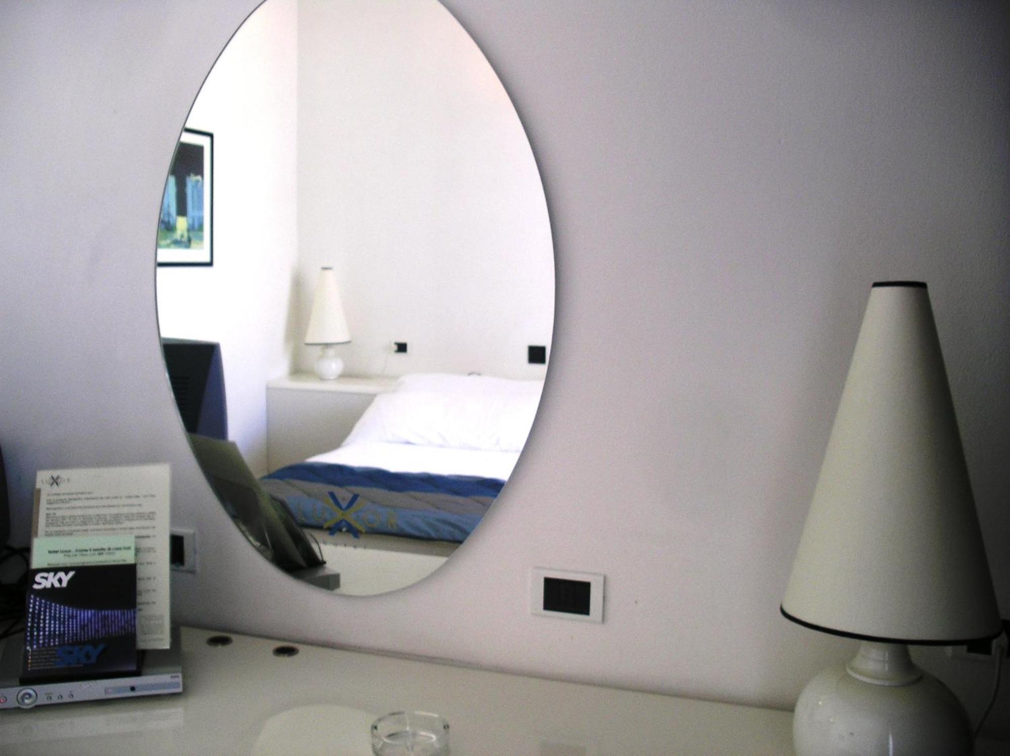 Hotel Luxor Rimini Esterno foto