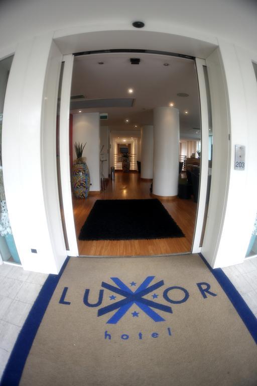 Hotel Luxor Rimini Esterno foto