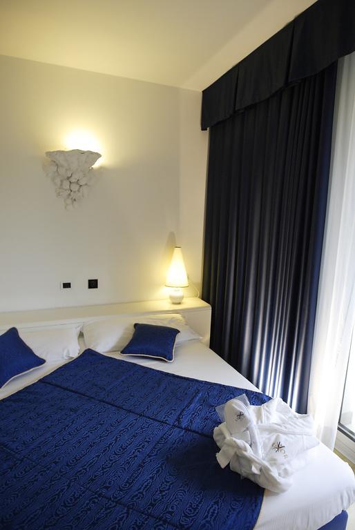 Hotel Luxor Rimini Esterno foto